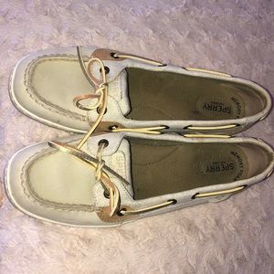 Sperry boat shoes